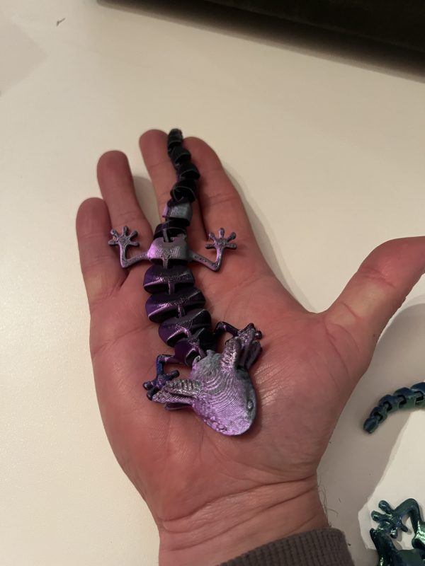 Axolotl 3D Printed Fidget Toy – Cute, Articulated, and Perfect for Stress Relief - Image 4